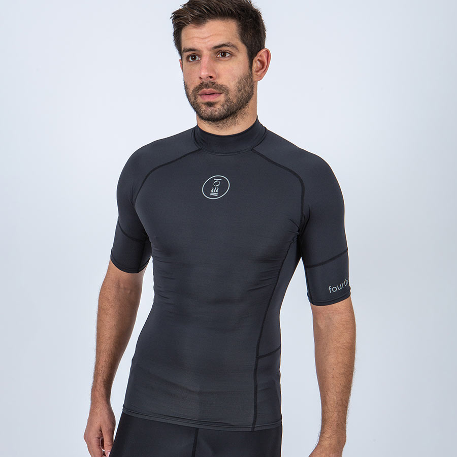 Fourth Element MEN'S SHORT SLEEVE HYDROSKIN BLACK SMALL