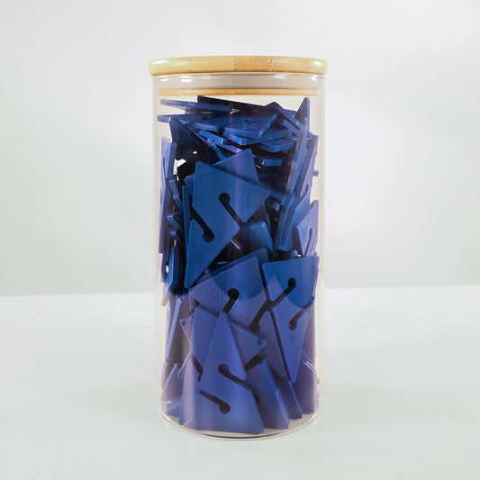 Fourth Element JAR OF 100 RECYCLED LINE ARROW BLUE