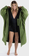 Dryrobe Adult Advance Long Sleeve Changing Robe - waterworldsports.co.uk