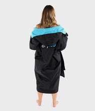 Dryrobe Adult Advance Long Sleeve Changing Robe - waterworldsports.co.uk