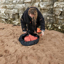 ZONE3 Wetsuit Changing Mat Black - waterworldsports.co.uk