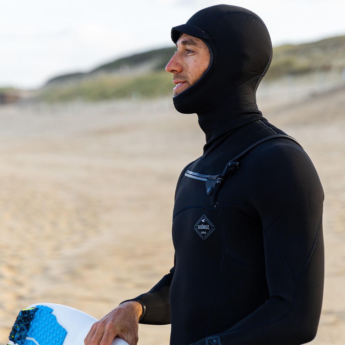 Sooruz FIGHTER Hooded 5/4/3 Fullsuit Chest Zip Wetsuit (Black)
