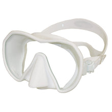 Beuchat Maxlux S Dive Mask - waterworldsports.co.uk