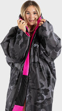 Dryrobe Adult Advance Long Sleeve V3 Changing Robe - waterworldsports.co.uk