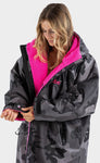 Dryrobe Adult Advance Long Sleeve V3 Changing Robe - waterworldsports.co.uk