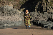 Dryrobe Adult Advance Long Sleeve Changing Robe - waterworldsports.co.uk