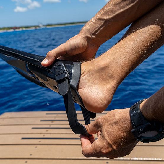 TUSA SPORT UF21 Snorkelling Travel Fins - waterworldsports.co.uk