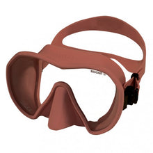 Beuchat Maxlux S Dive Mask - waterworldsports.co.uk